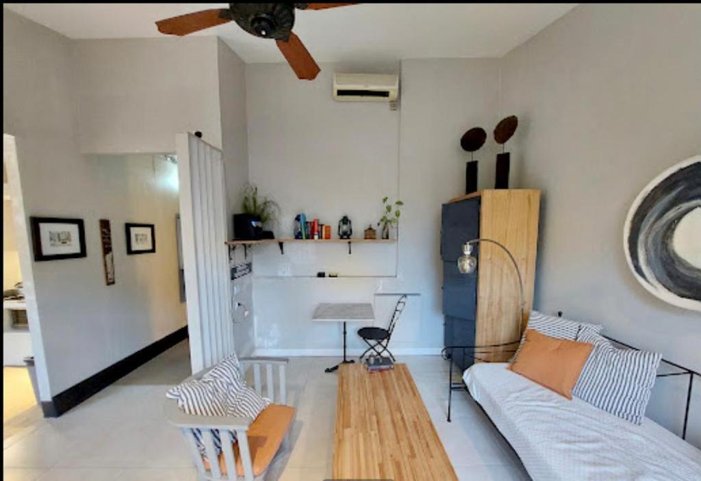 V&S Hostel Boutique บัวโนสไอเรส ภายนอก รูปภาพ