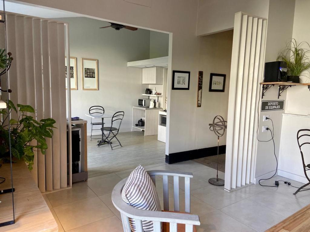 V&S Hostel Boutique บัวโนสไอเรส ภายนอก รูปภาพ